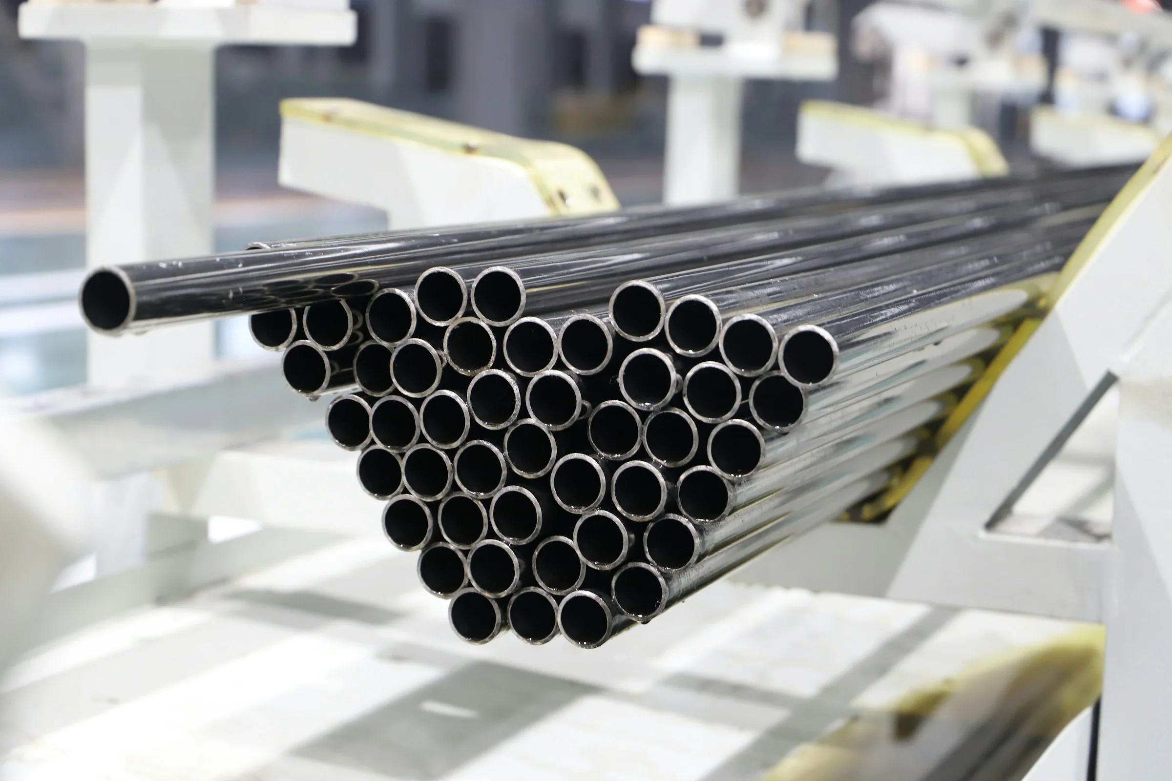Tubos metálicos para fornecimento industrial